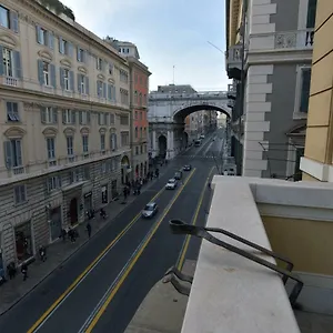 Gasthof Check-inn Centro, Genua
